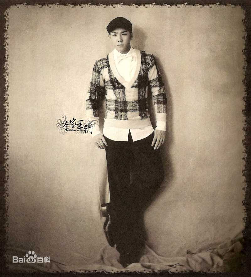 金永云、强仁(/Kim Young Woon、 /Kang In)专辑造型图册