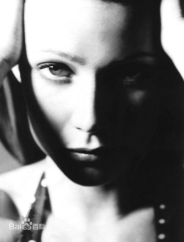 精选格温妮斯·帕特洛(Gwyneth Paltrow)精彩图册