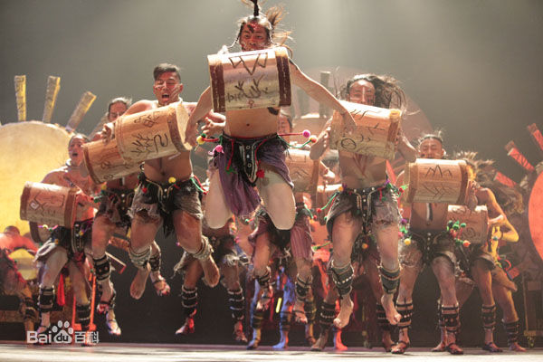 杨丽萍(Yang li Ping)云南映象前后照片