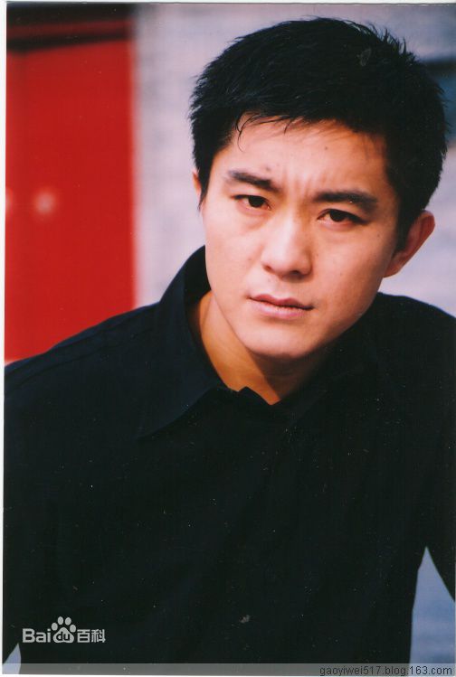 高一玮个人生活照