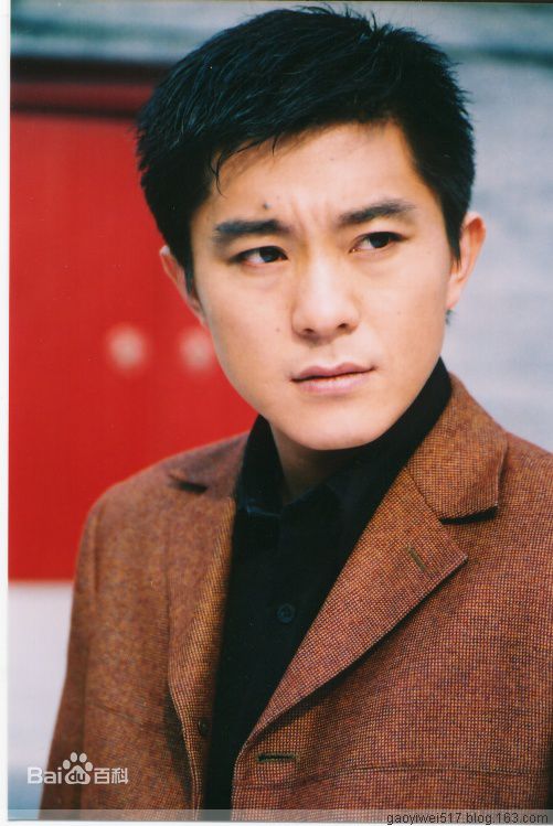 高一玮个人生活照