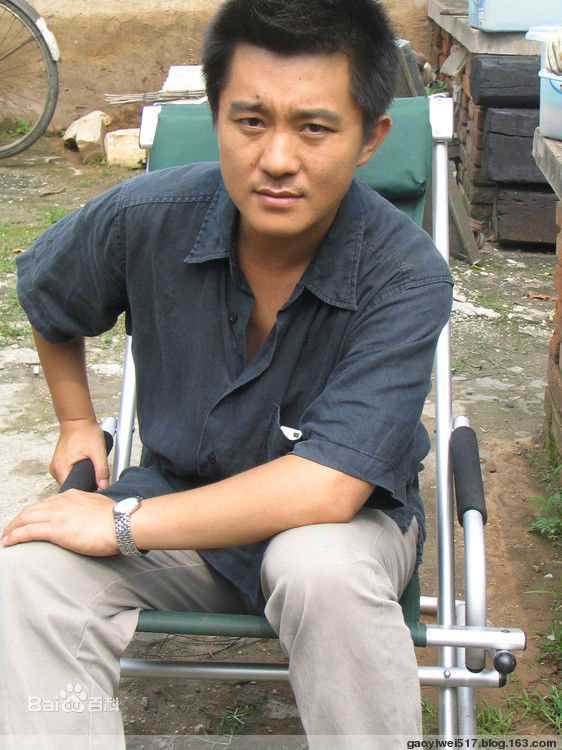 高一玮个人生活照