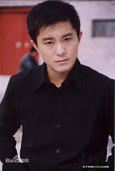 高一玮个人生活照