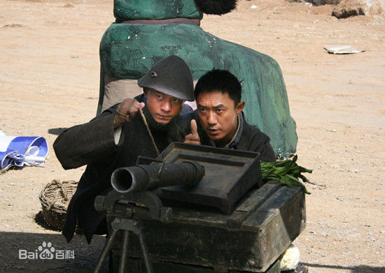 杨奇鸣(Yang Qi Ming)《炮火》最新剧照