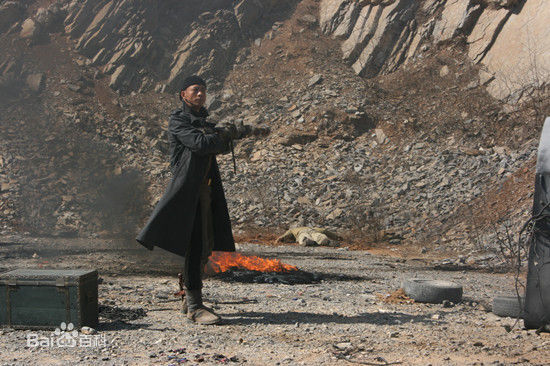 杨奇鸣(Yang Qi Ming)《炮火》最新剧照