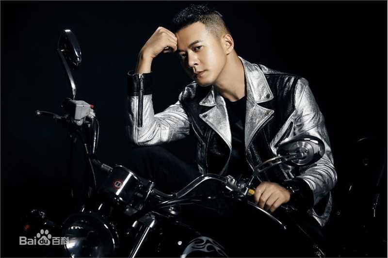 杨奇鸣(Yang Qi Ming)相册生活照相册