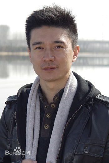 《张明健》生活照