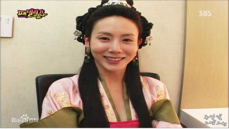 最优质朴艺珍(Park Ye Jin)生活照