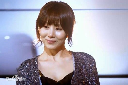 最优质朴艺珍(Park Ye Jin)生活照