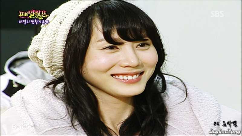 最优质朴艺珍(Park Ye Jin)生活照