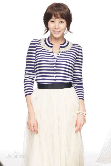 最优质朴艺珍(Park Ye Jin)生活照