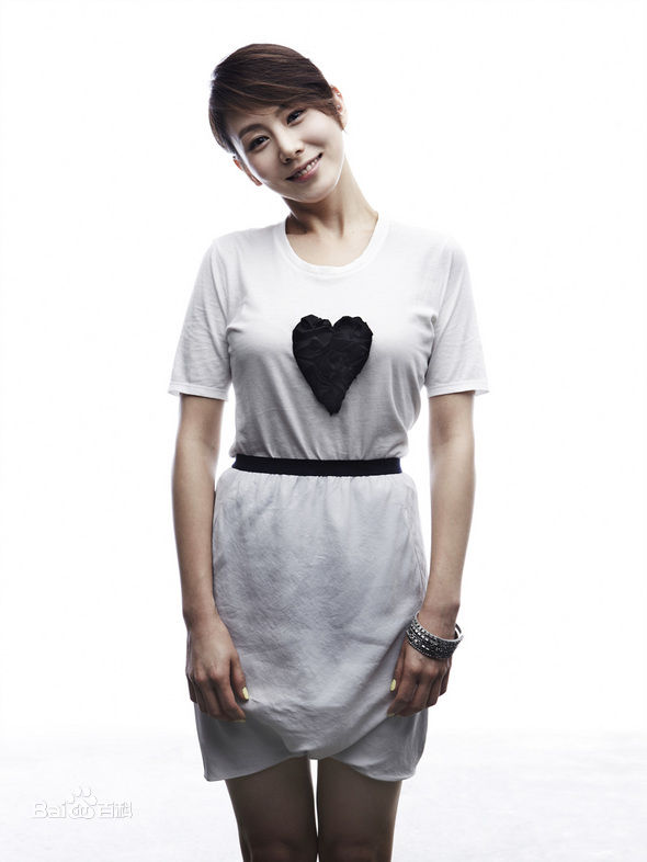 最优质朴艺珍(Park Ye Jin)生活照