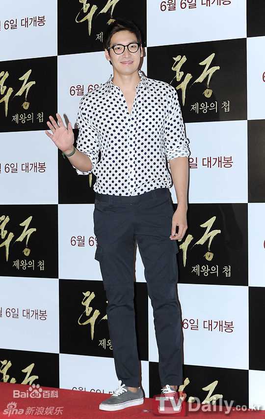 最新郑糠云()精彩图册