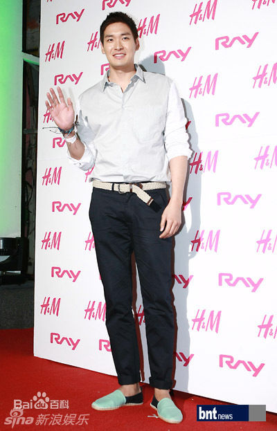 最新郑糠云()精彩图册