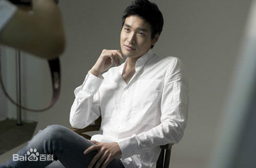 郑糠云()前后照片