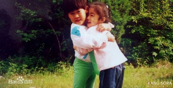 姜素拉(カン ソラ、Kang So-ra)小时候壁纸壁纸