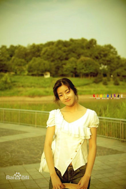 姜素拉(カン ソラ、Kang So-ra)小时候壁纸壁纸