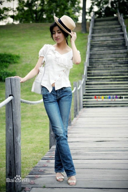 姜素拉(カン ソラ、Kang So-ra)小时候壁纸壁纸