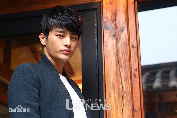 徐仁国(/Seo In Guk/ソ イングク)最新杂志画报图集