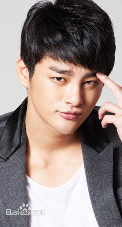 徐仁国(/Seo In Guk/ソ イングク)最新杂志画报图集