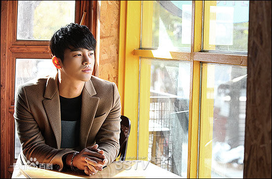 徐仁国(/Seo In Guk/ソ イングク)最新杂志画报图集