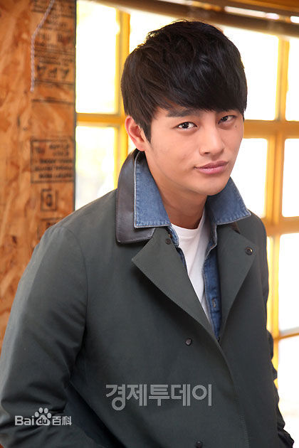 徐仁国(/Seo In Guk/ソ イングク)最新杂志画报图集