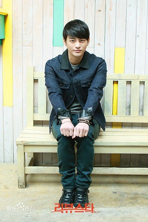 徐仁国(/Seo In Guk/ソ イングク)最新杂志画报图集