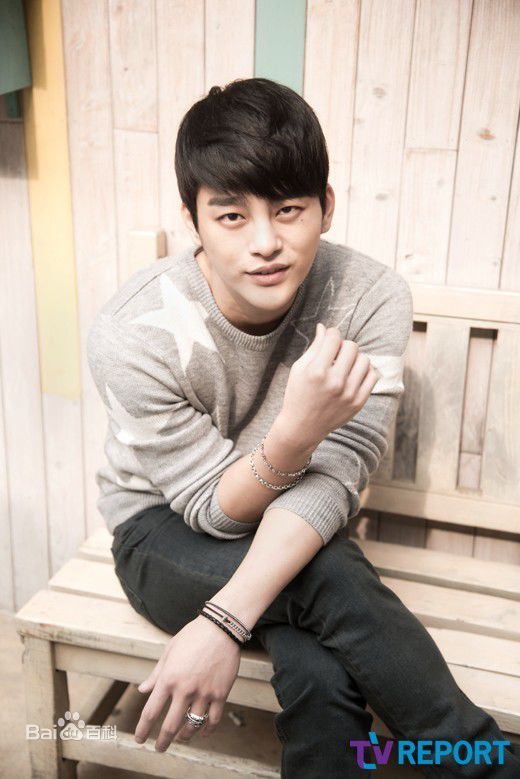 徐仁国(/Seo In Guk/ソ イングク)最新杂志画报图集