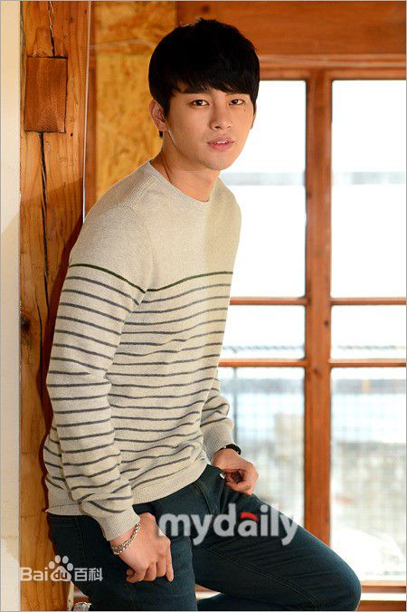 徐仁国(/Seo In Guk/ソ イングク)最新杂志画报图集