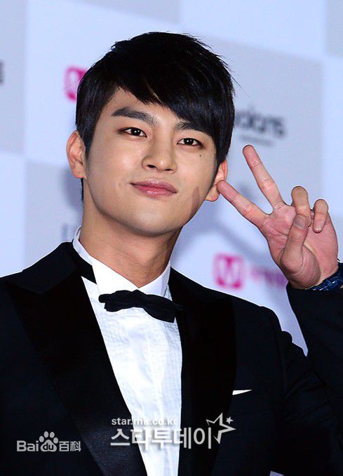 徐仁国(/Seo In Guk/ソ イングク)出席活动图壁纸壁纸