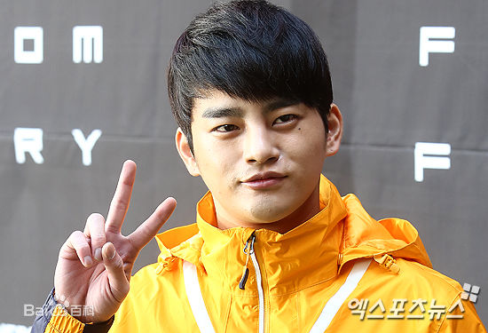 徐仁国(/Seo In Guk/ソ イングク)出席活动图壁纸壁纸