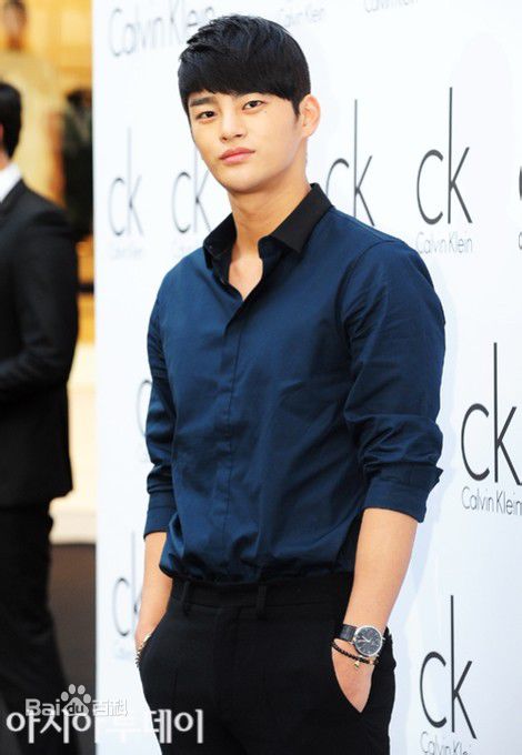 徐仁国(/Seo In Guk/ソ イングク)出席活动图壁纸壁纸