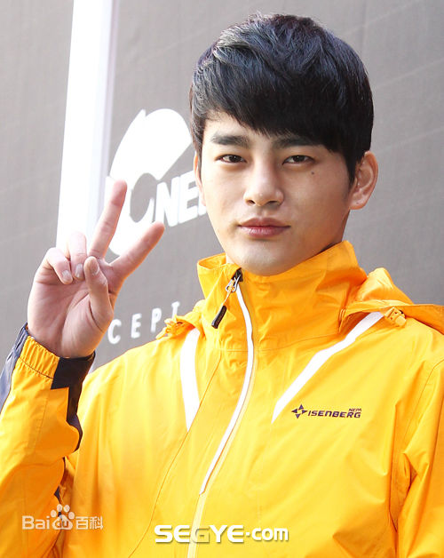 徐仁国(/Seo In Guk/ソ イングク)出席活动图壁纸壁纸