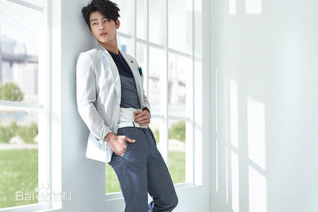 徐仁国(/Seo In Guk/ソ イングク)代言图生活照