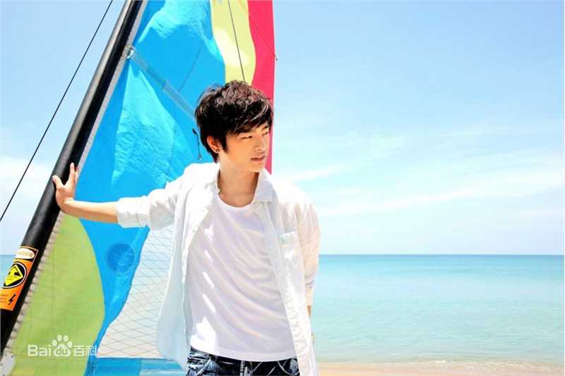 徐仁国(/Seo In Guk/ソ イングク)专辑造型图前后照片