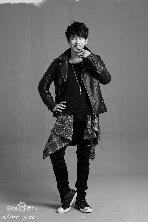 徐仁国(/Seo In Guk/ソ イングク)专辑造型图前后照片