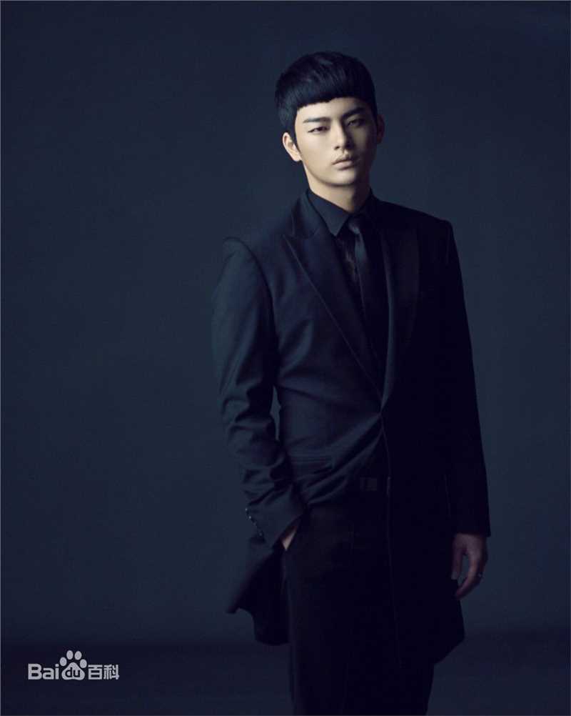 徐仁国(/Seo In Guk/ソ イングク)专辑造型图前后照片