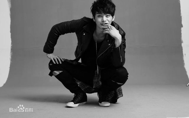 徐仁国(/Seo In Guk/ソ イングク)专辑造型图前后照片