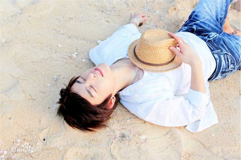 徐仁国(/Seo In Guk/ソ イングク)专辑造型图前后照片