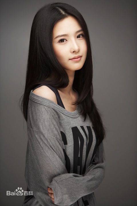 金釉利（正确汉字名）(/Kim Yuri)金釉利素颜照壁纸