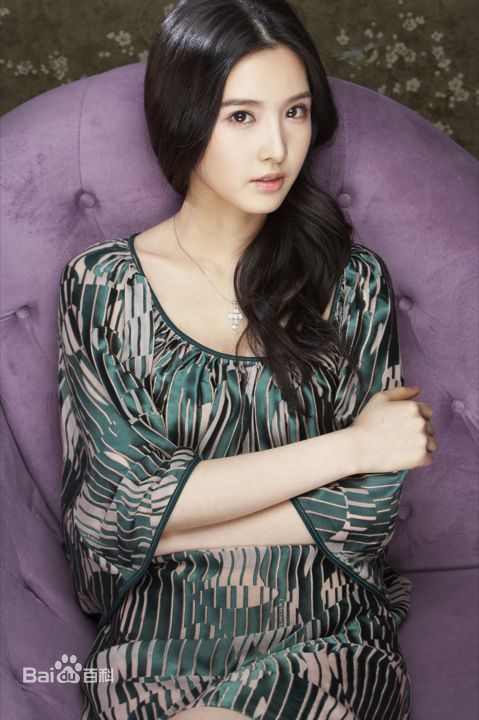 金釉利（正确汉字名）(/Kim Yuri)金釉利素颜照壁纸