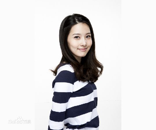 金釉利（正确汉字名）(/Kim Yuri)金釉利性感图片图集