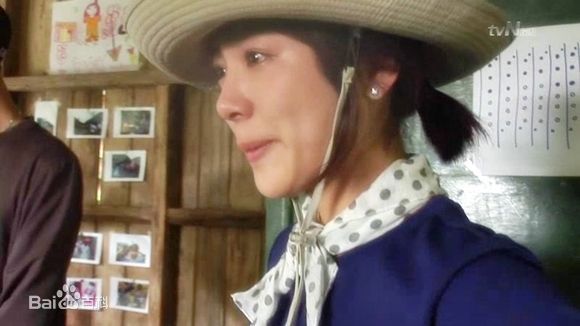 精选韩志旼（mín）(Han Ji Min)在《我们已经是朋友了》菲律宾慈善之行中的图册