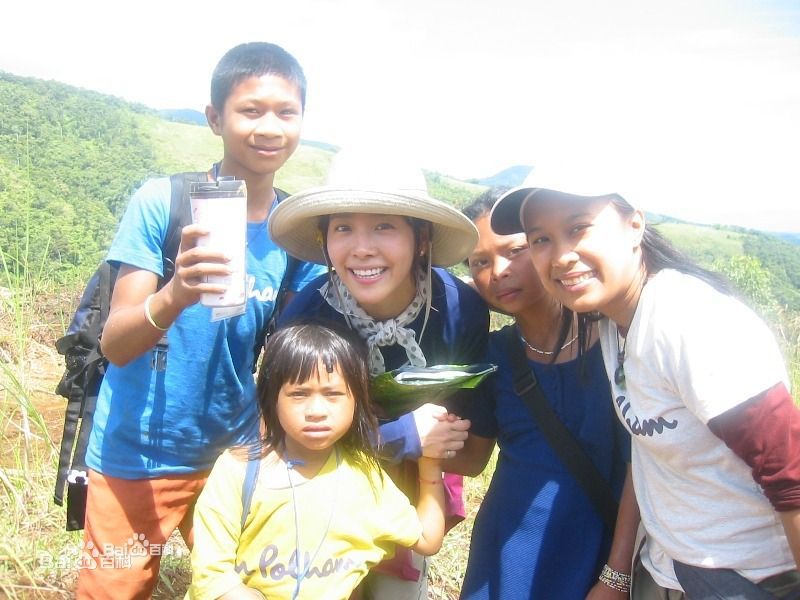 精选韩志旼（mín）(Han Ji Min)在《我们已经是朋友了》菲律宾慈善之行中的图册