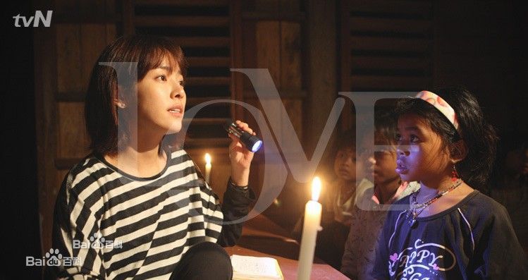 精选韩志旼（mín）(Han Ji Min)在《我们已经是朋友了》菲律宾慈善之行中的图册