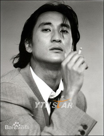 申贤俊(/Shin Hyeon Jun)个人生活照前后照片