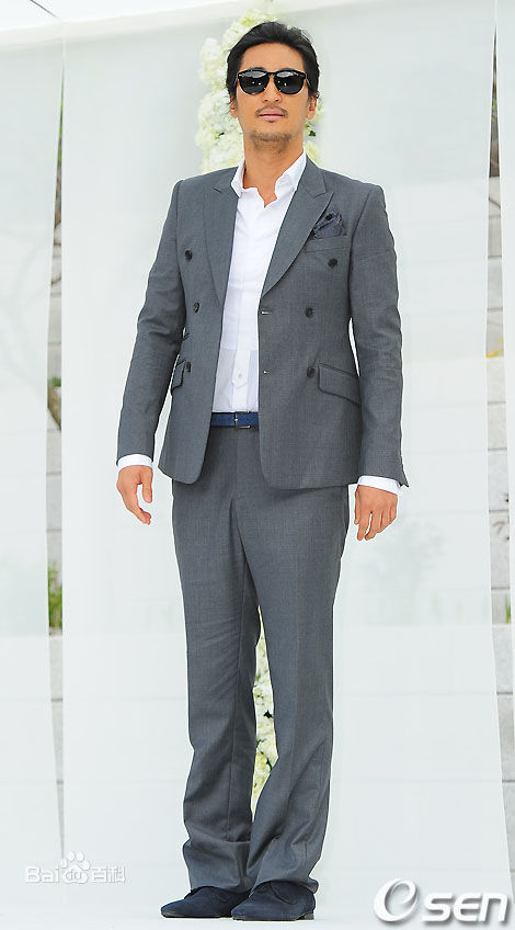 申贤俊(/Shin Hyeon Jun)个人生活照前后照片