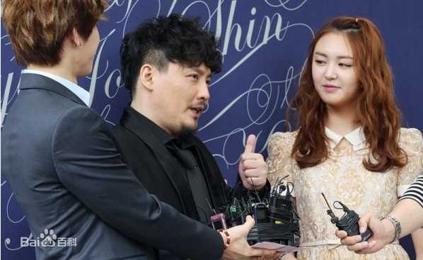 申贤俊(/Shin Hyeon Jun)结婚壁纸壁纸