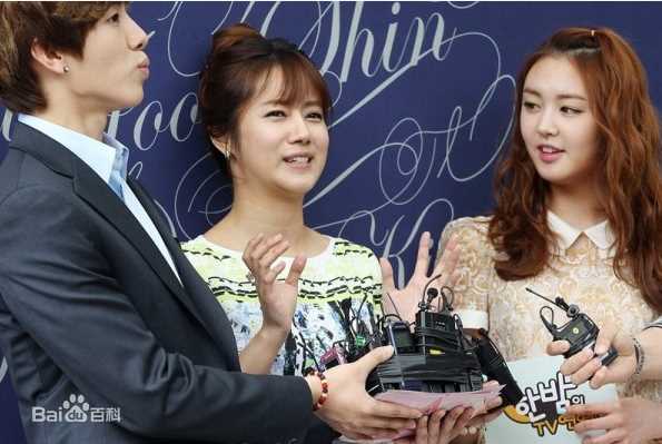 申贤俊(/Shin Hyeon Jun)结婚壁纸壁纸