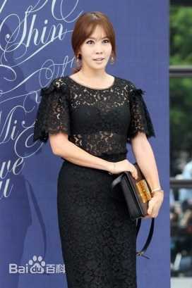 申贤俊(/Shin Hyeon Jun)结婚壁纸壁纸